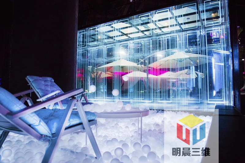 光與玻璃的奇妙融合：激光內(nèi)雕玻璃藝術(shù)的魅力
