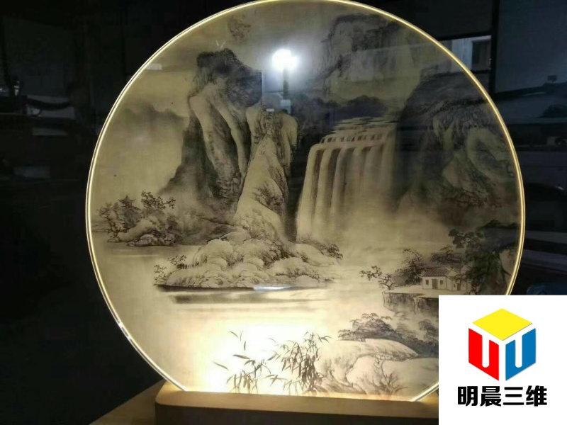 激光內(nèi)雕玻璃：傳承與創(chuàng)新的個性結合